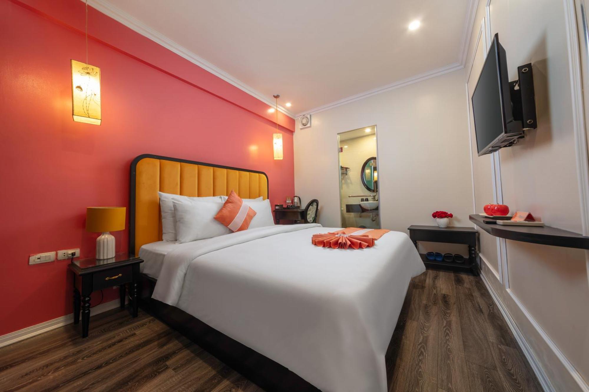 Omina Hanoi Hotel & Travel Экстерьер фото