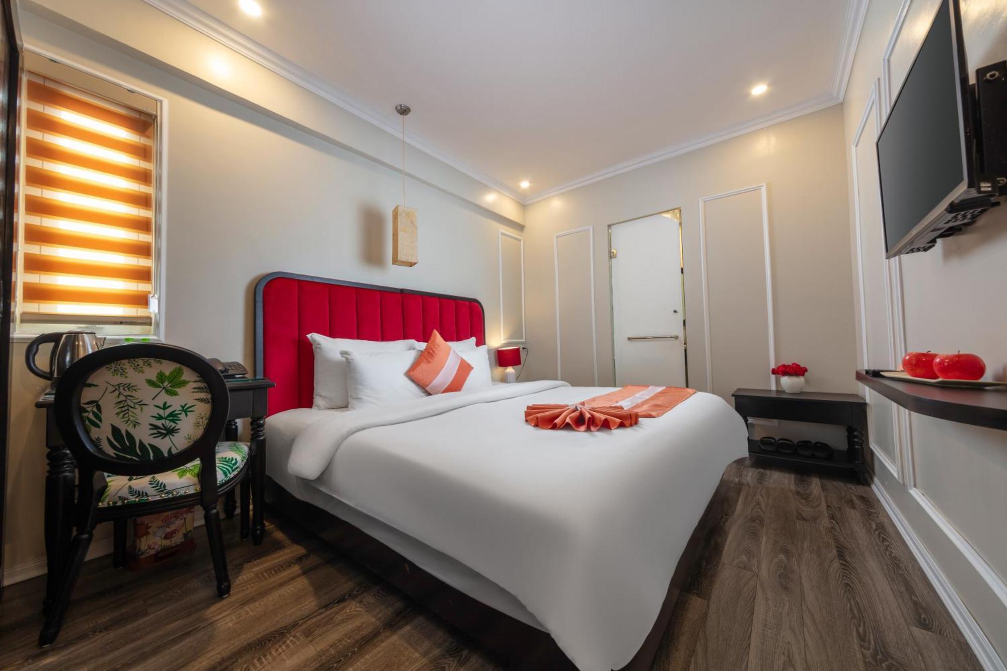 Omina Hanoi Hotel & Travel Экстерьер фото